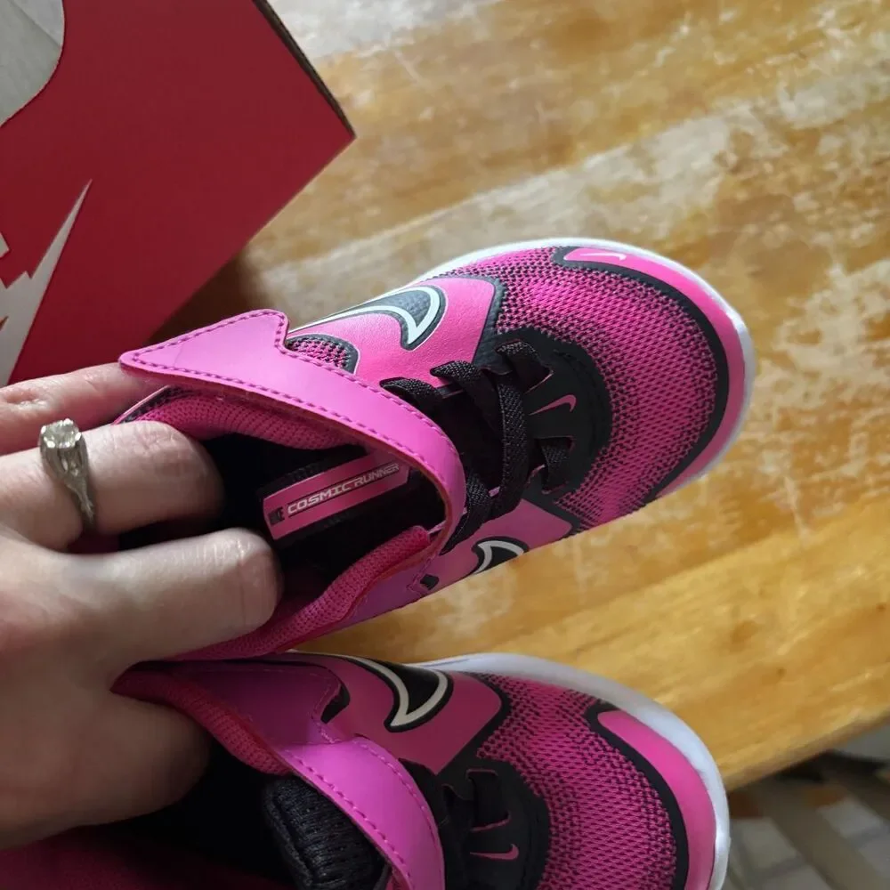 Nike toddler pink